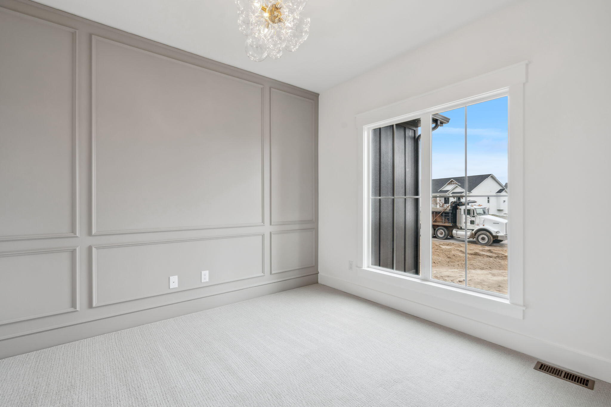 3435 Fulton Street NE