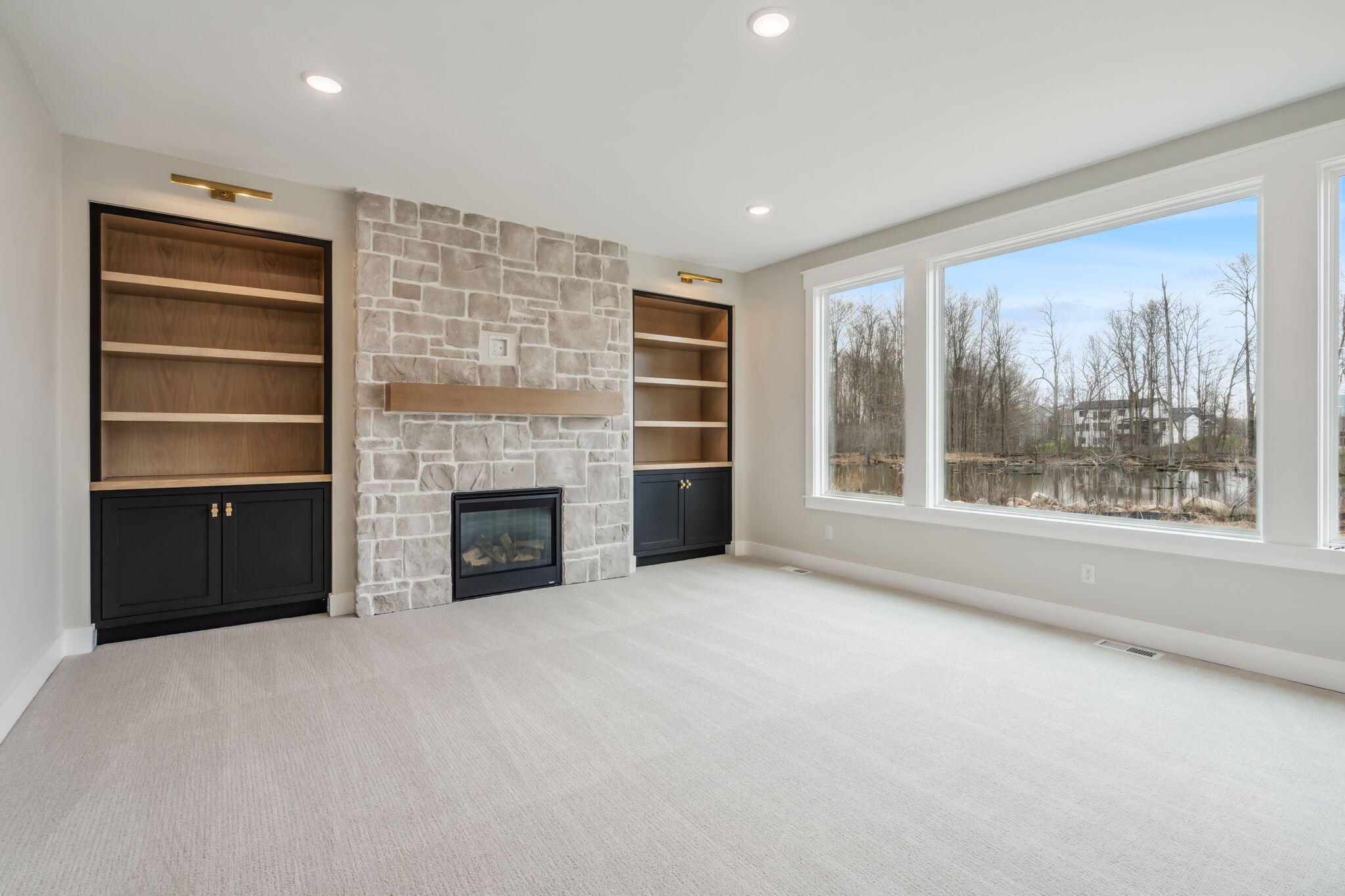 3435 Fulton Street NE