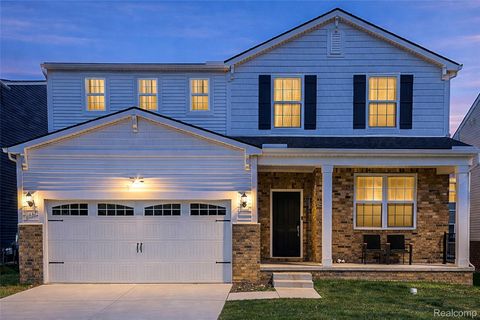 6037 Fieldstone Circle South Lyon City MI 48178