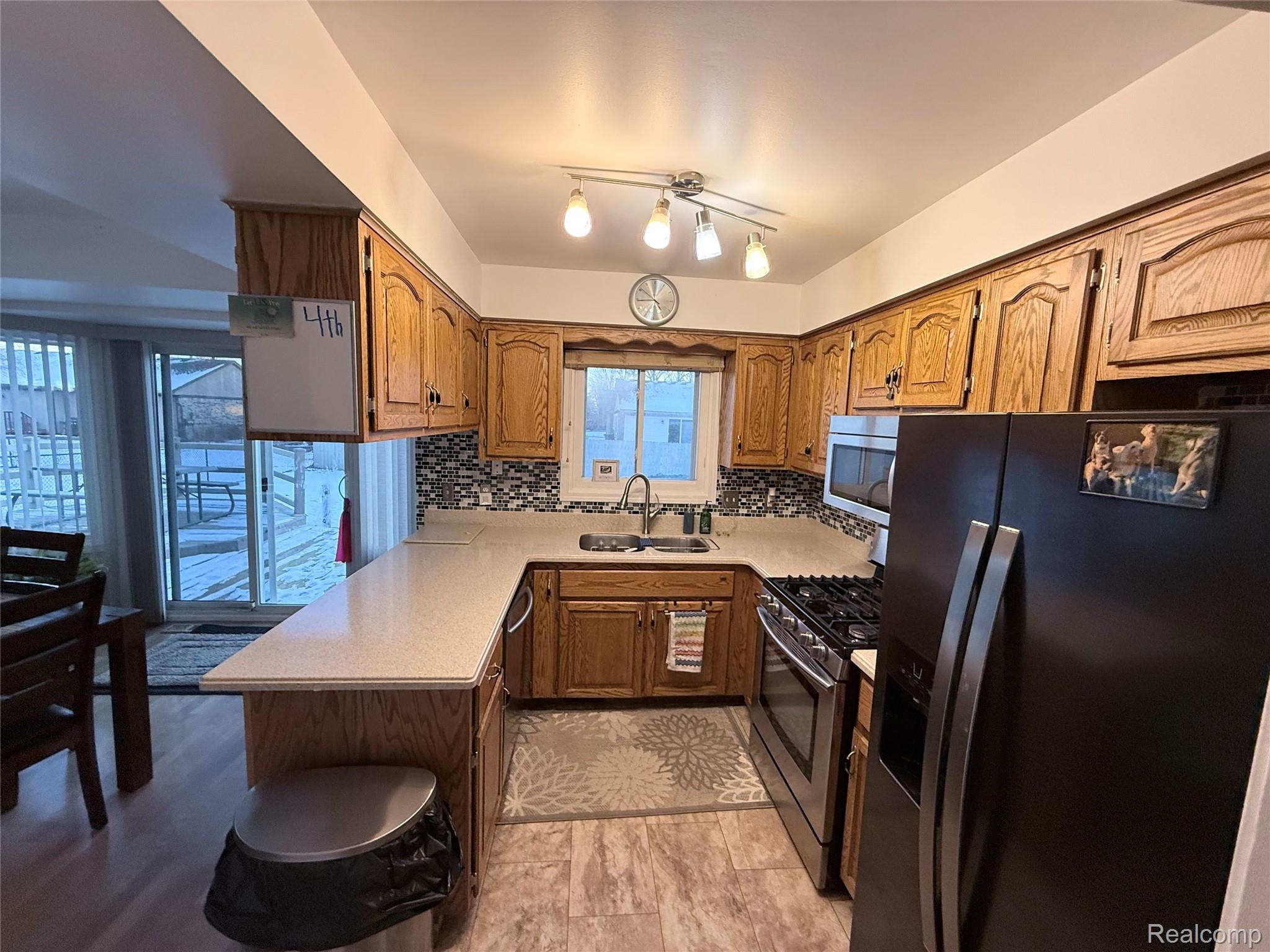 26384 Mapleridge Drive