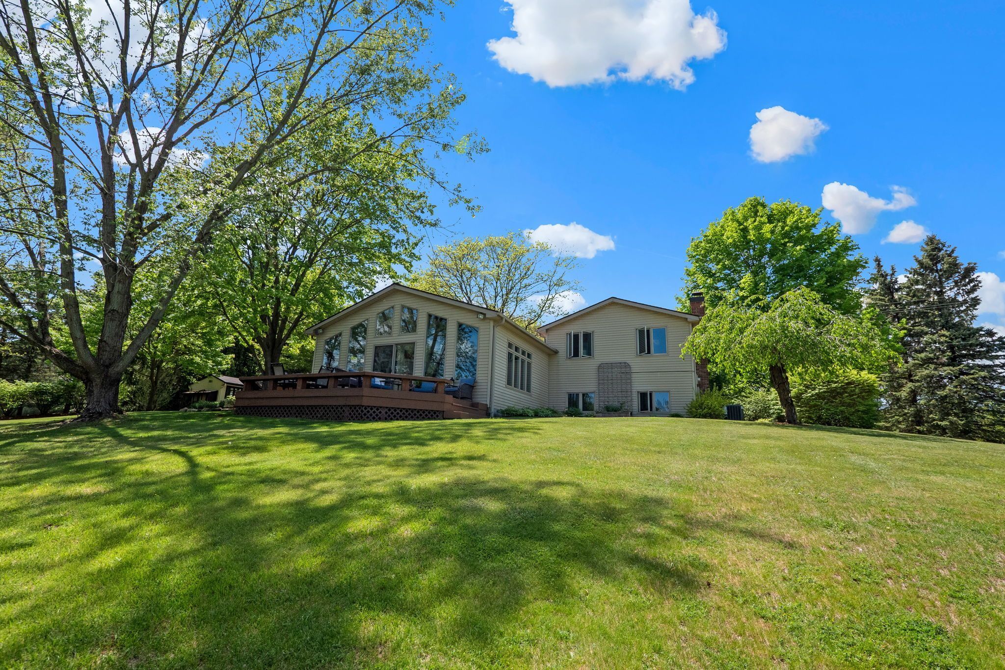 6690 CUTHBERT Road