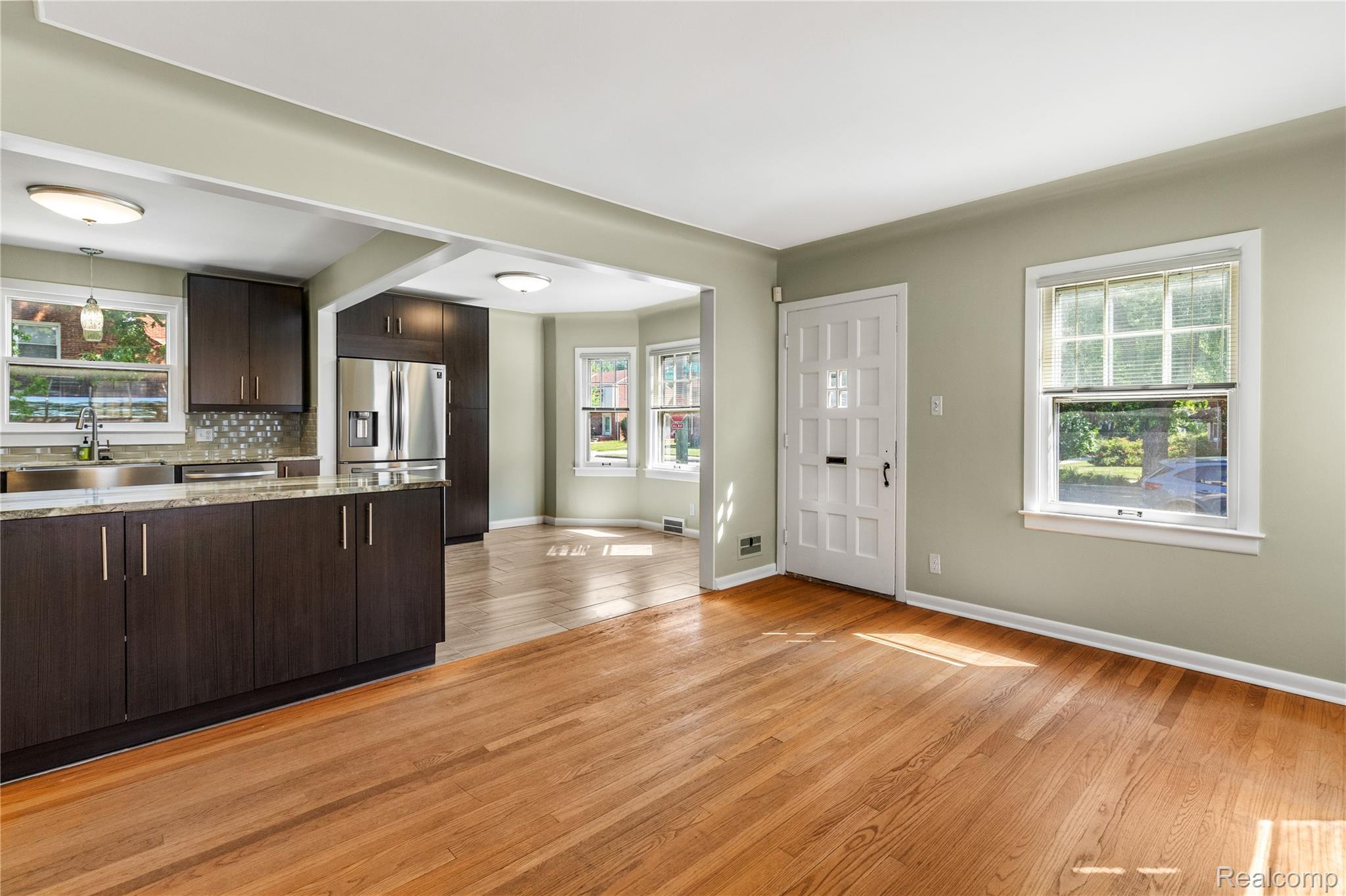 Detroit City, Michigan 48224, United States, 3 Bedrooms Bedrooms, ,2 BathroomsBathrooms,Residential,Active,175537