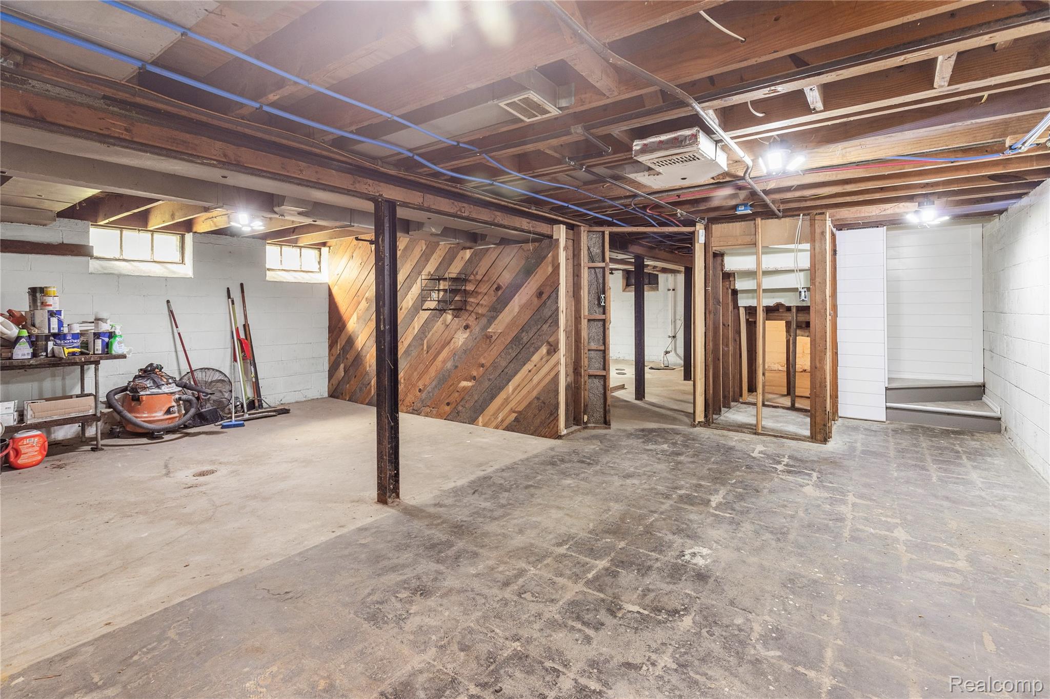 Detroit City, Michigan 48224, United States, 3 Bedrooms Bedrooms, ,2 BathroomsBathrooms,Residential,Active,175537