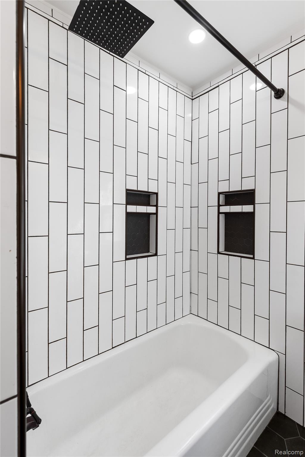 Detroit City, Michigan 48224, United States, 3 Bedrooms Bedrooms, ,2 BathroomsBathrooms,Residential,Active,175537