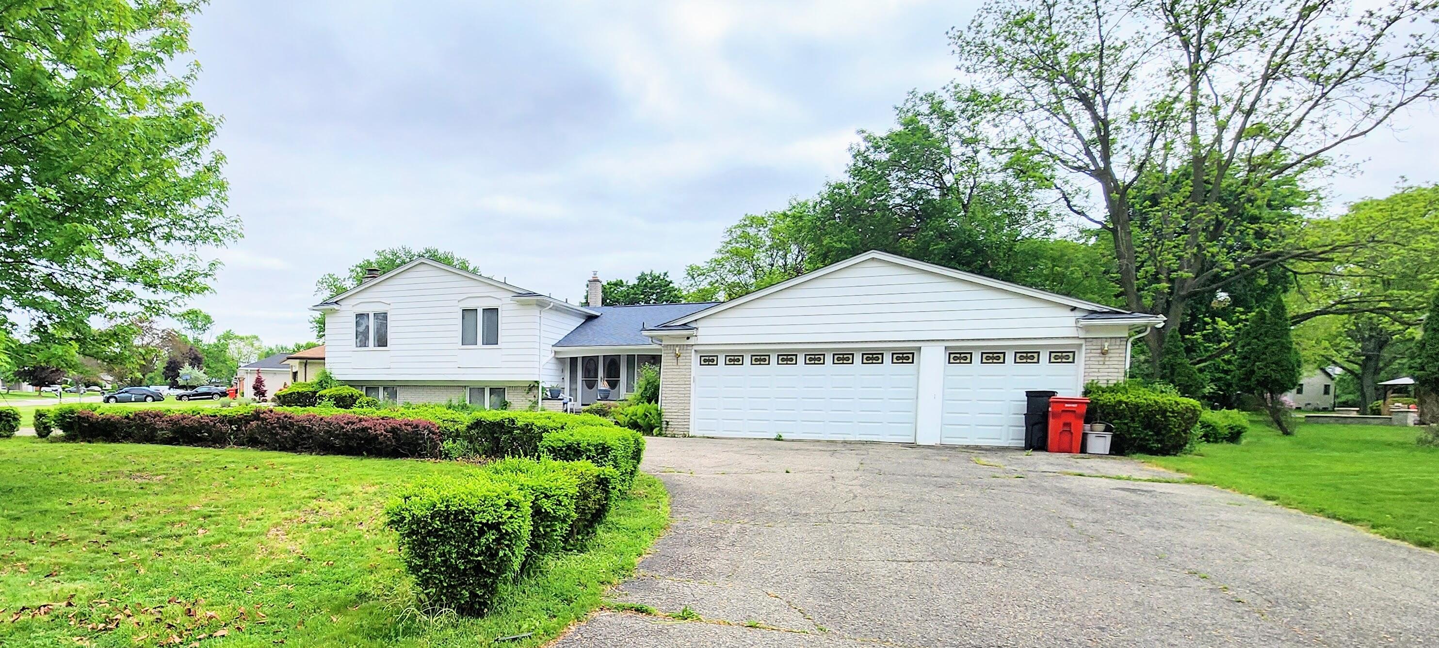 28740 Tavistock Trail