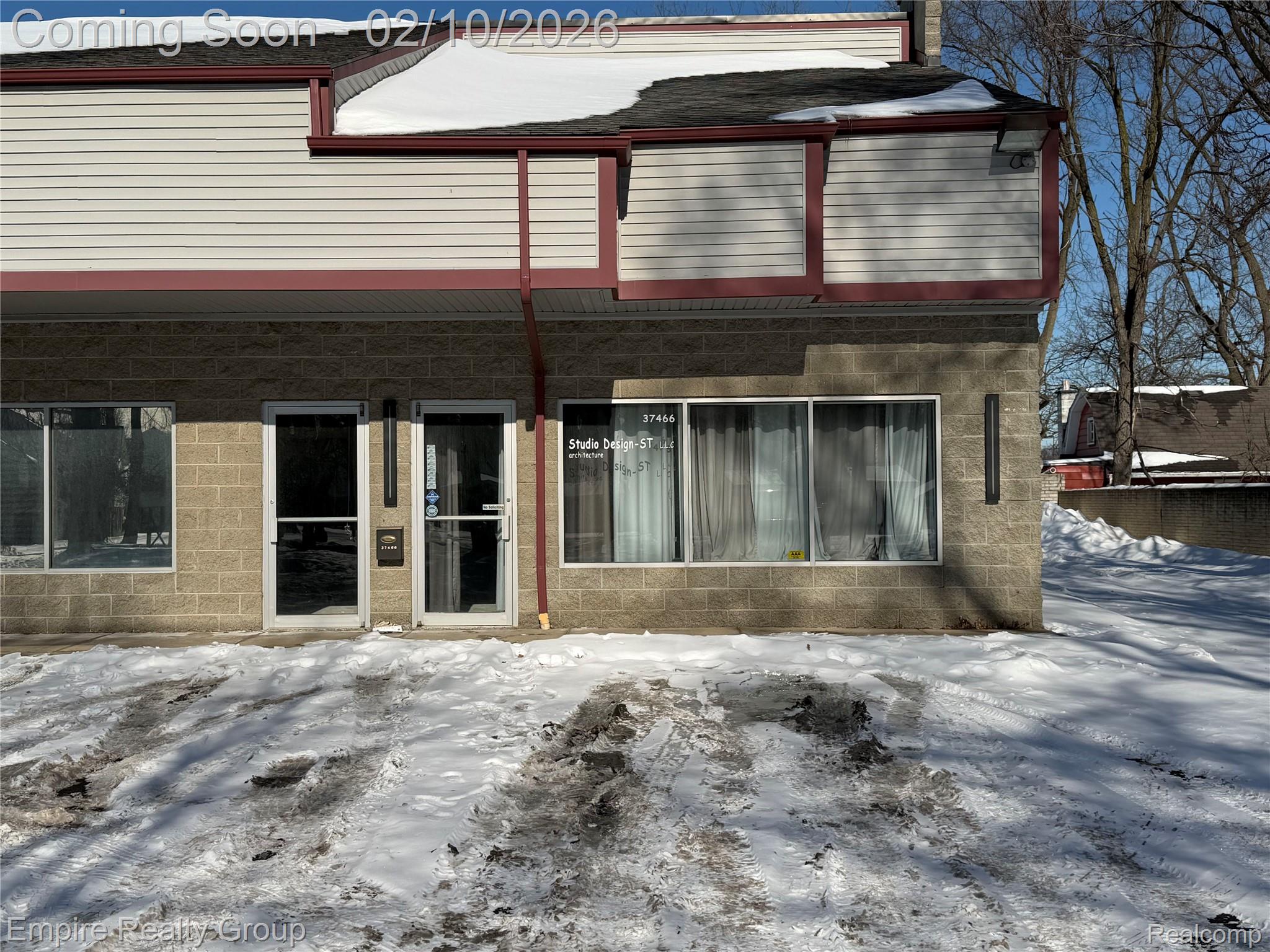 37454 Ann Arbor Trail