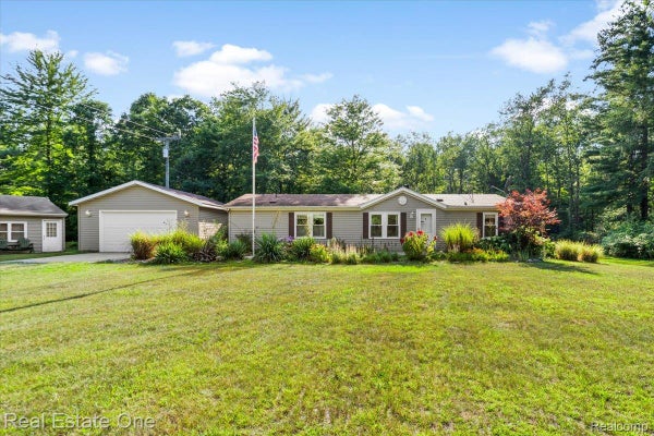 5750 CHAMBERS RD, MAYVILLE, MI 48744 - Image 57abe5b21eb93c8ce0b4d3c7835e83fb/3430982910
