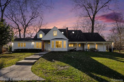 5840 Inkster Road West Bloomfield Charter Township MI 48323