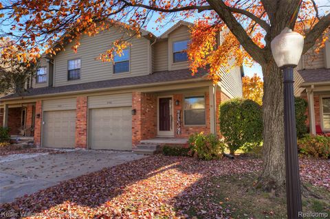 446 Oakgrove Court Clawson City MI 48017