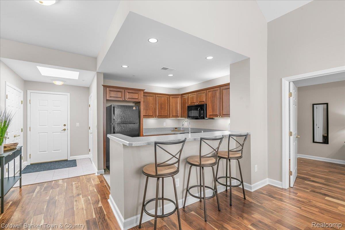 220 Mac Avenue 411