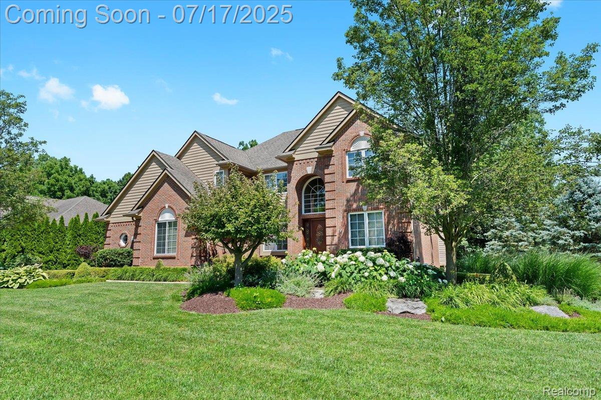 610 W Oxhill Drive