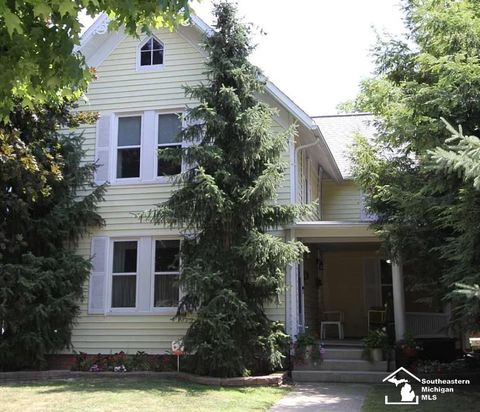 19 Scott Street Monroe City MI 48161