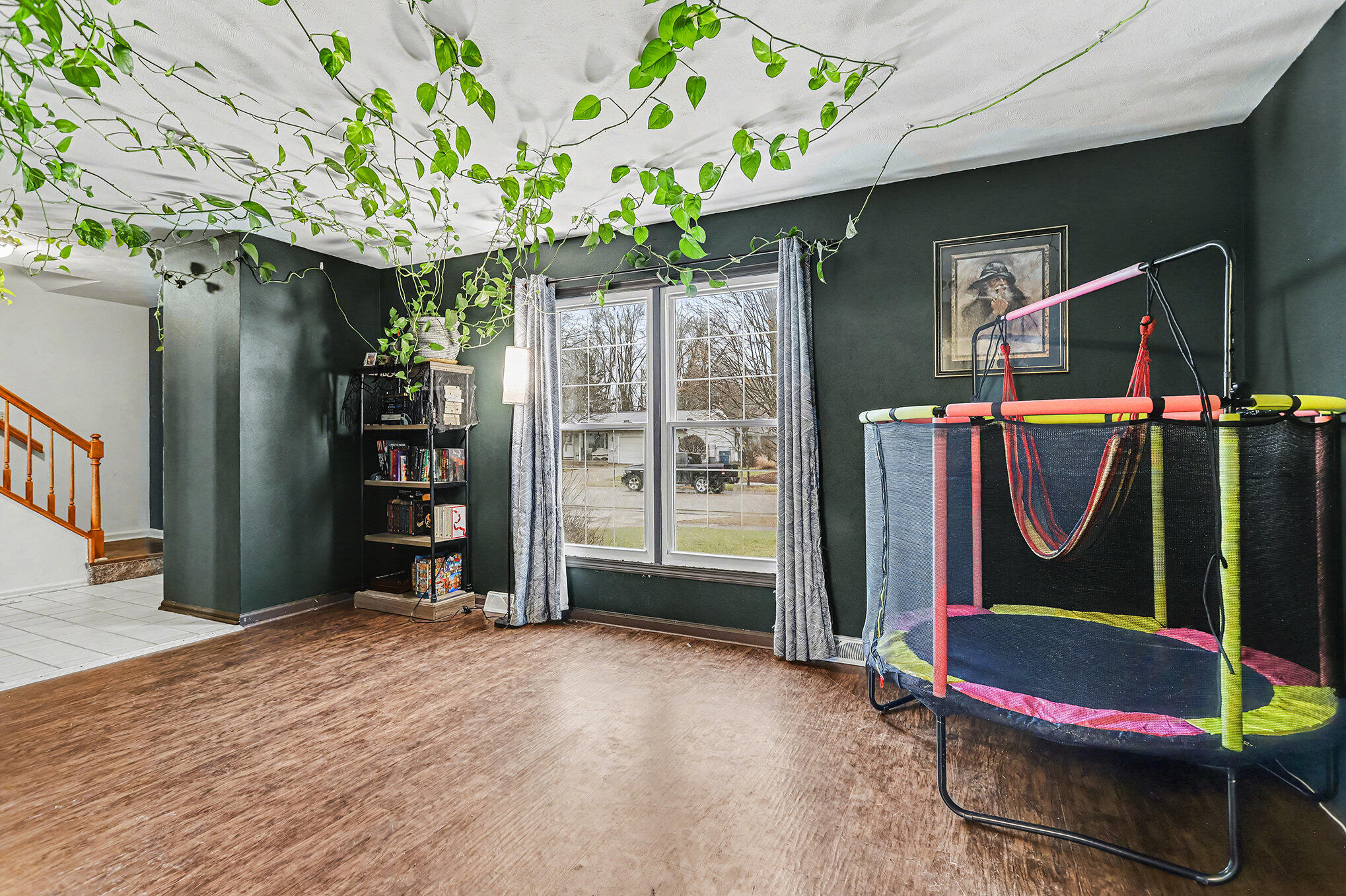 19 Thorncroft Avenue