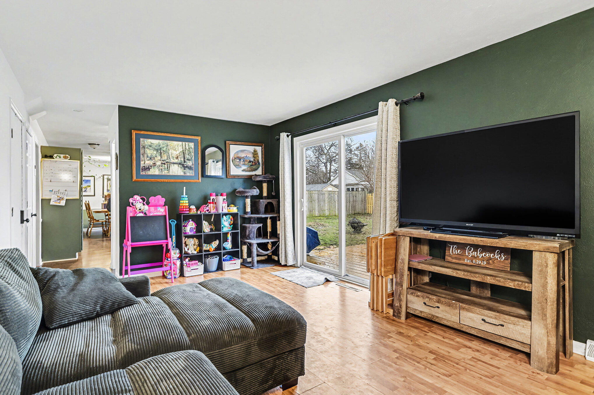 19 Thorncroft Avenue