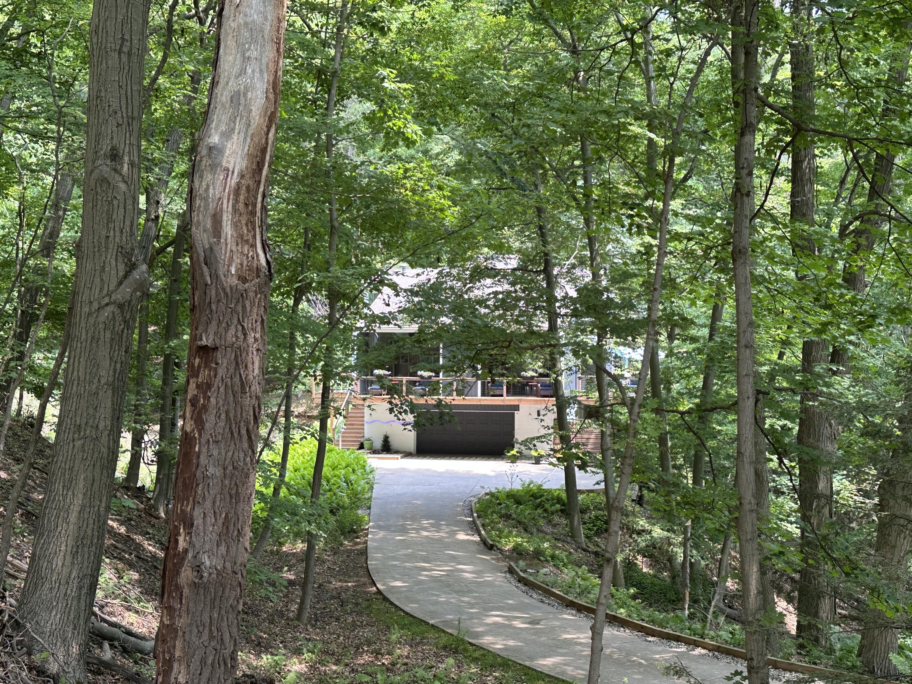18180 N Shore Estates Road