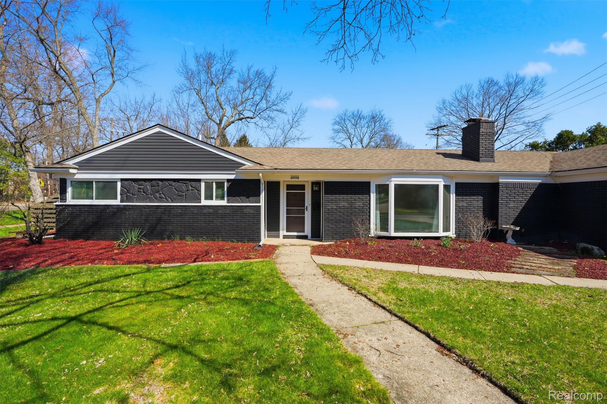 34164 Alta Loma Drive
