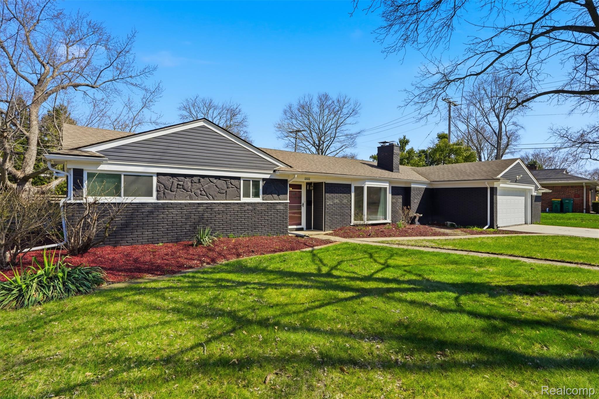34164 Alta Loma Drive