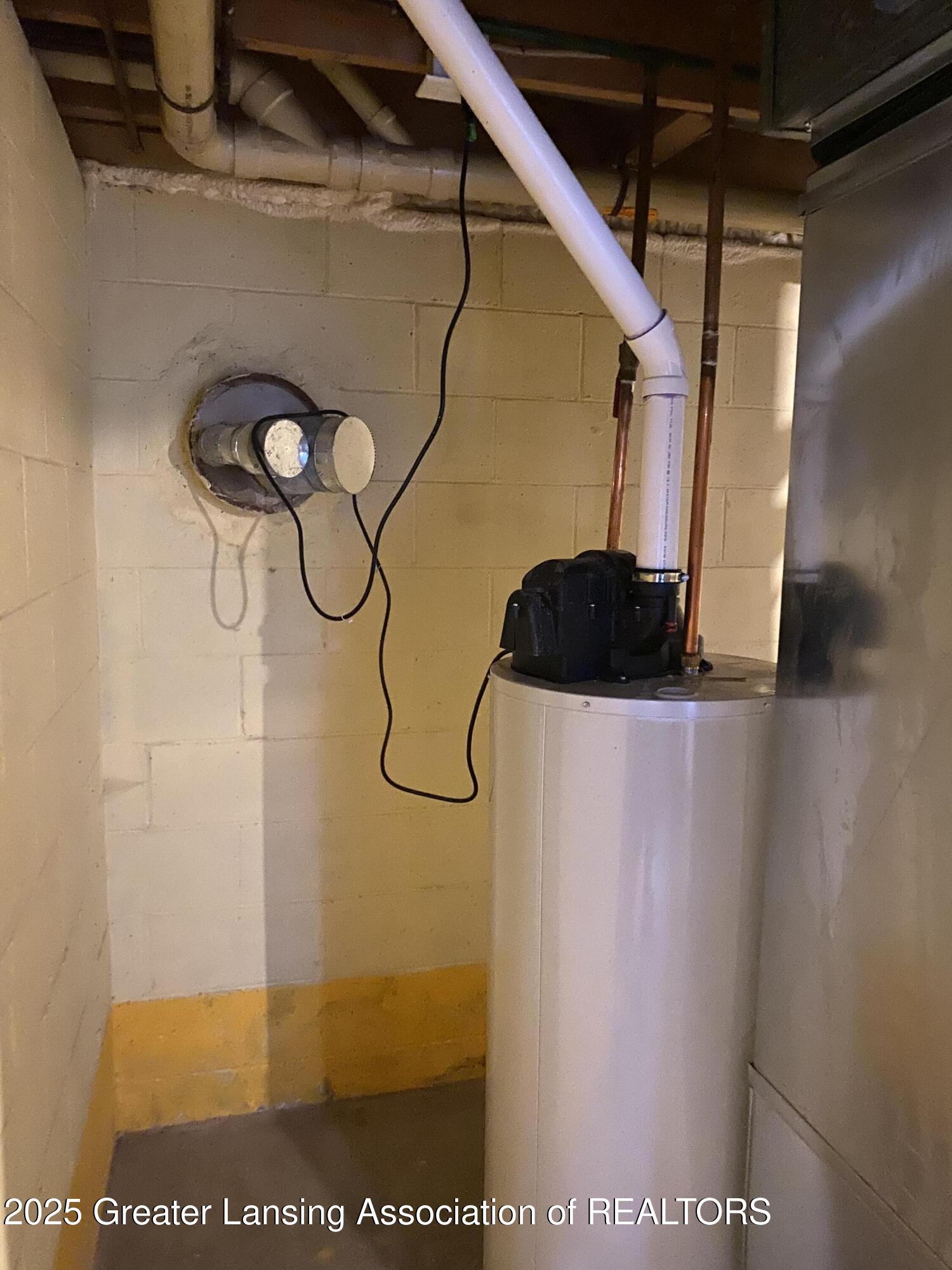 Delhi Charter Township, Michigan 48842, United States, 3 Bedrooms Bedrooms, ,2 BathroomsBathrooms,Residential,Active,163539