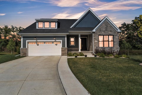 Photo of 628 Pine Circle, Ann Arbor, MI 48105 (MLS # 81026047515)