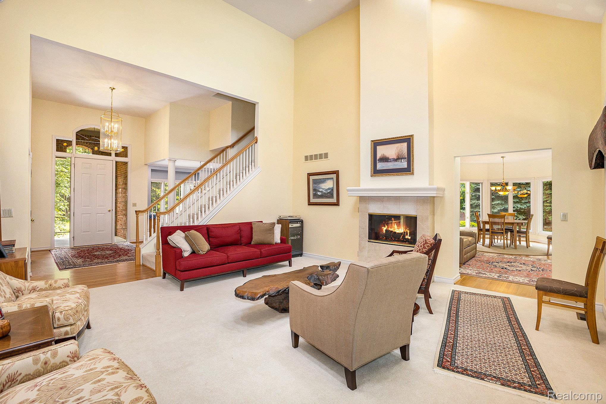3050 High Hillcrest Drive