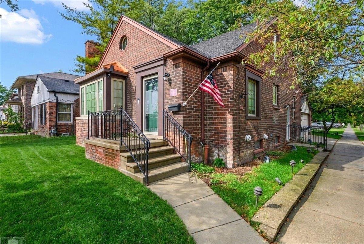 1292 Vernier Road