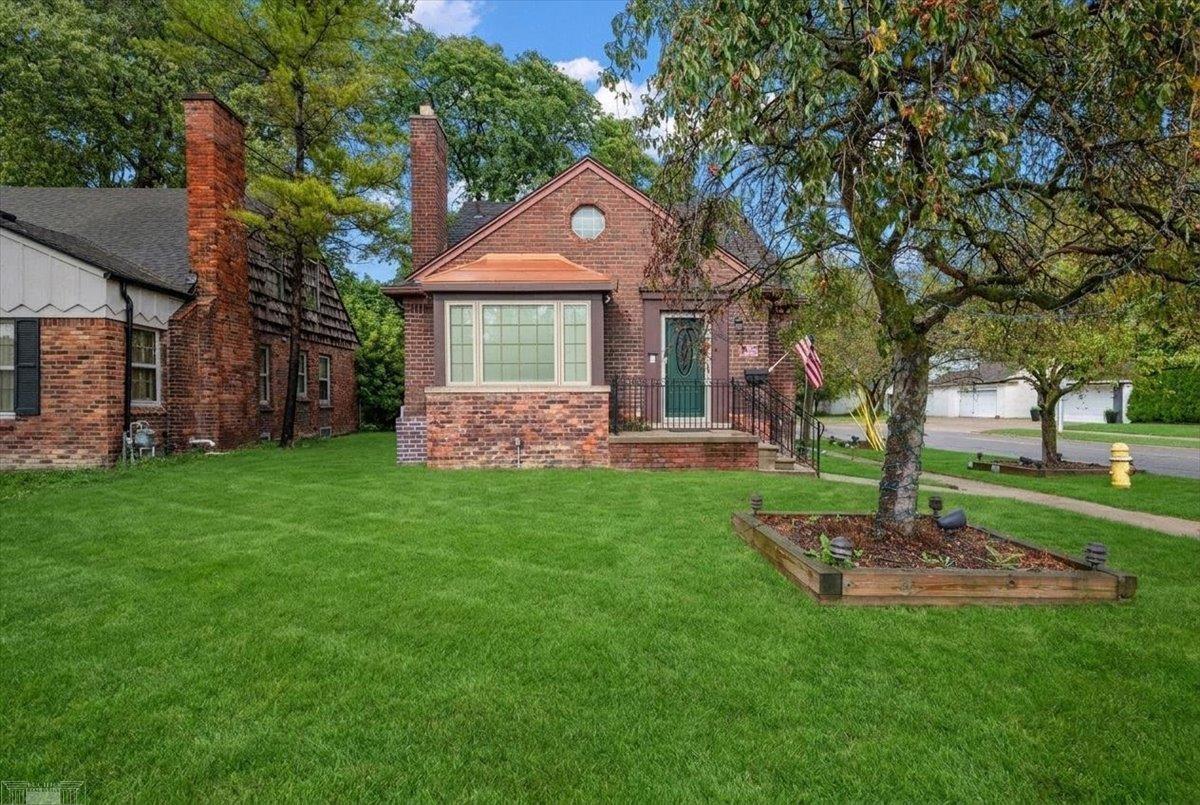 1292 Vernier Road
