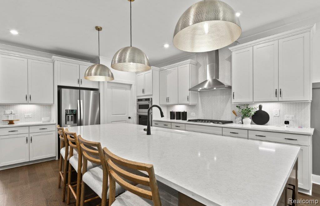 4109 Bay Terrace