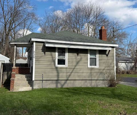 Photo of 839 S Winter Street, Adrian City, MI 49221 (MLS # 56050203518)