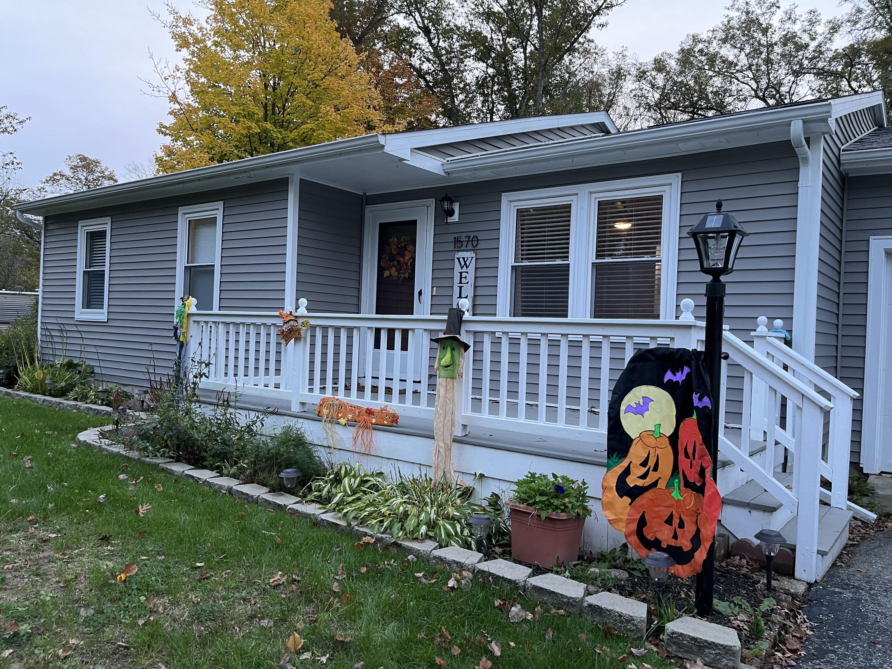 1570 Fawn Lake Drive