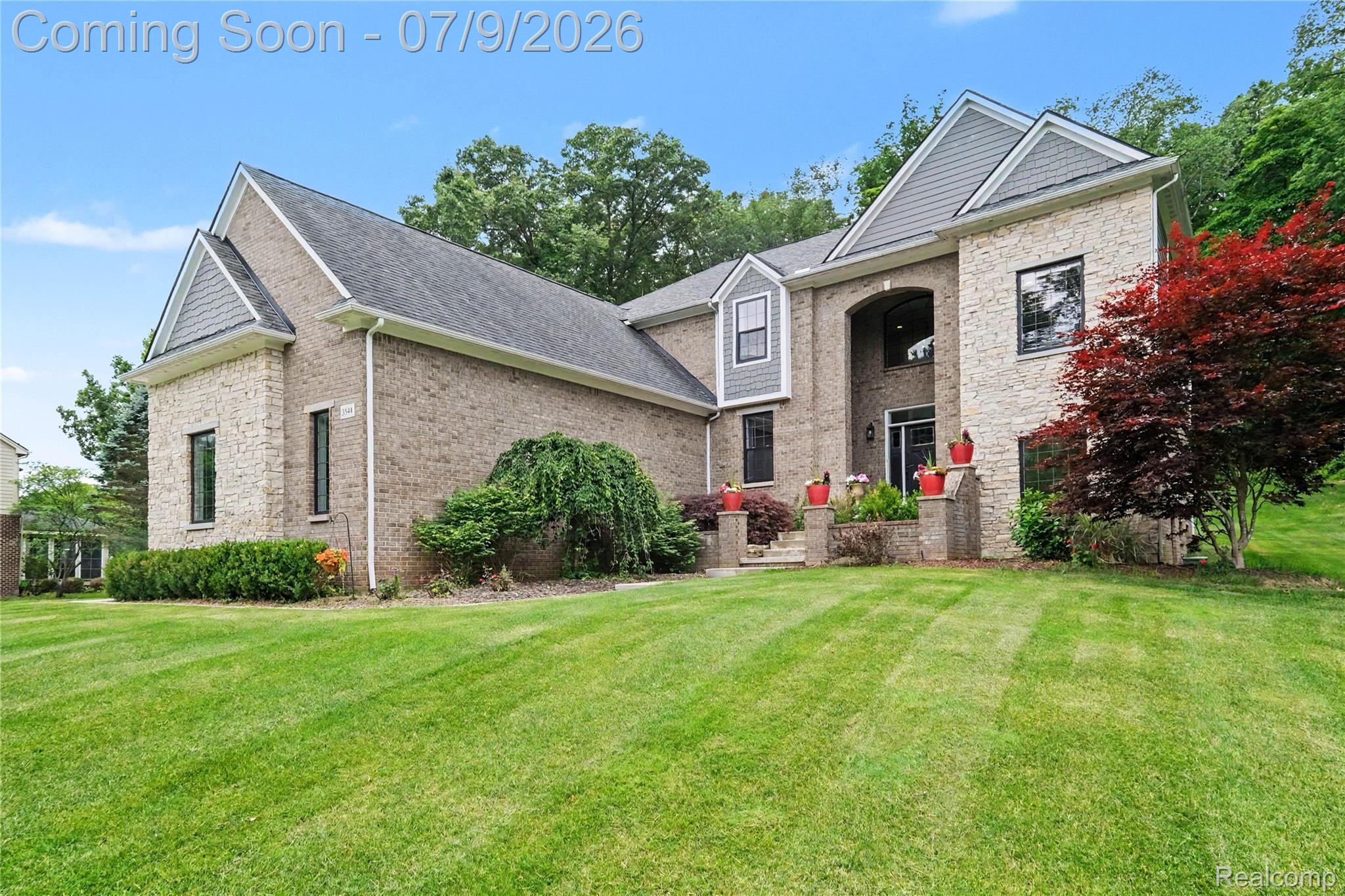 3544 Woodridge Drive