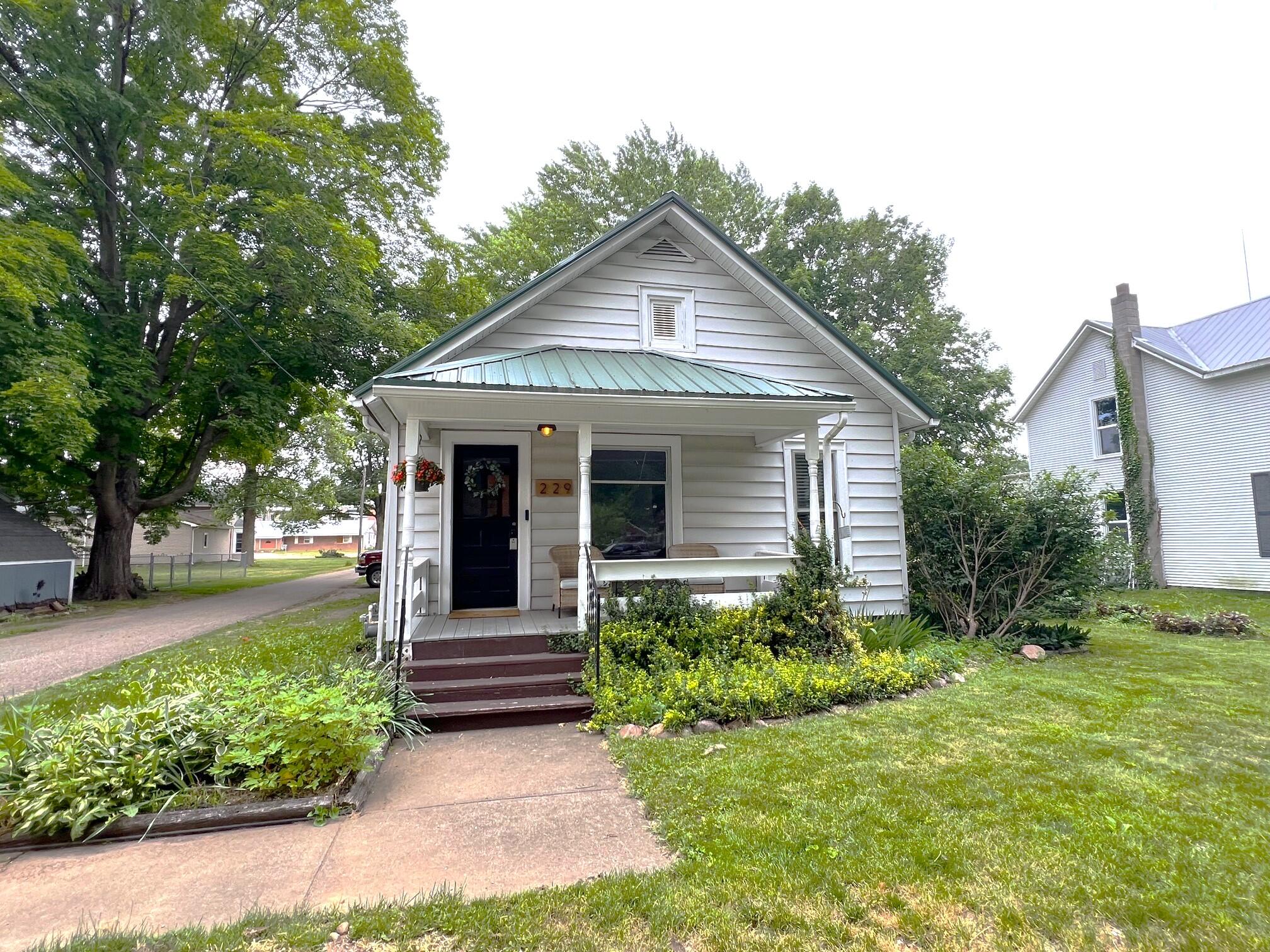 229 5th Street