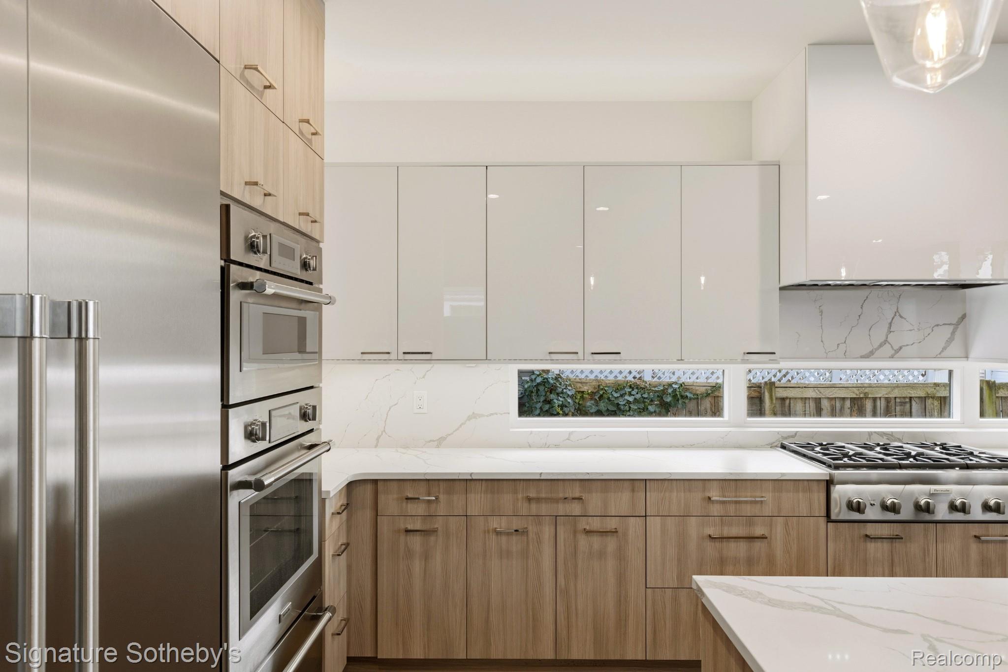 1580 Henrietta Street