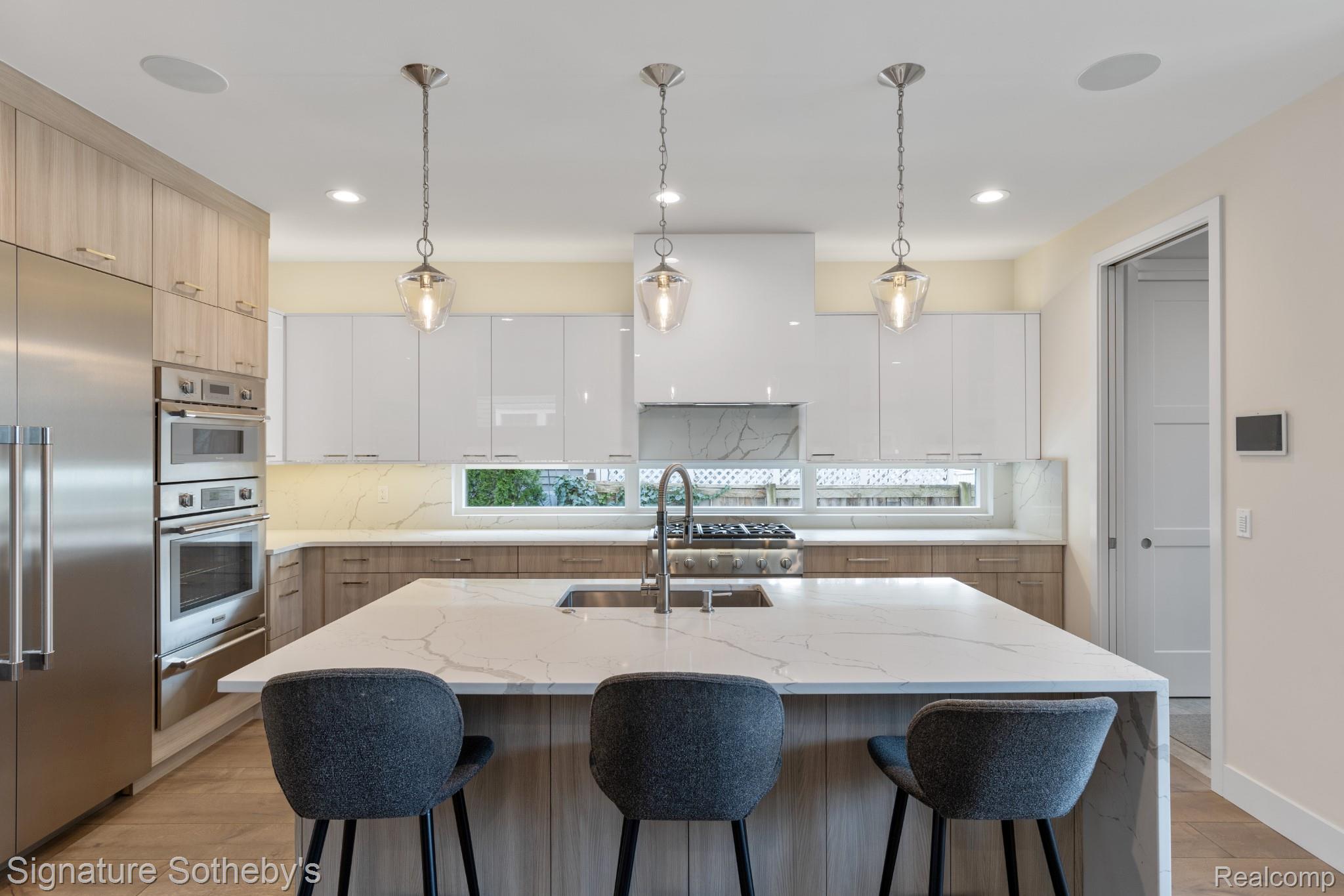 1580 Henrietta Street