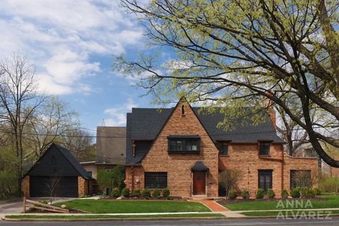 Photo of 245 Briarwood Avenue SE, East Grand Rapids City, MI 49506 (MLS # 65026018756)