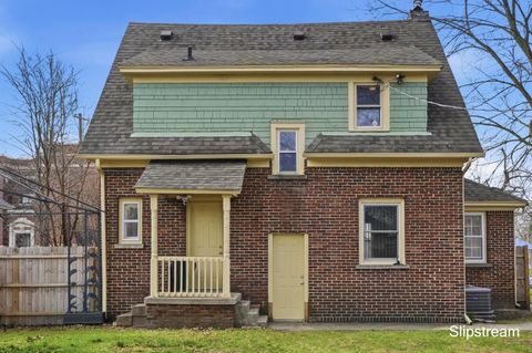 Tiny photo for 931 Evergreen Street SE, Grand Rapids City, MI 49507 (MLS # 65026013515)