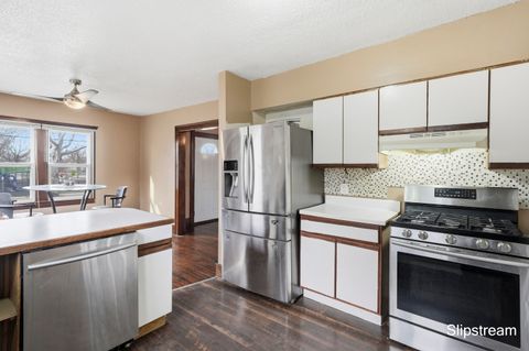 Tiny photo for 931 Evergreen Street SE, Grand Rapids City, MI 49507 (MLS # 65026013515)