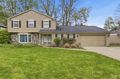 38457 James Drive Clinton Charter Township MI 48036