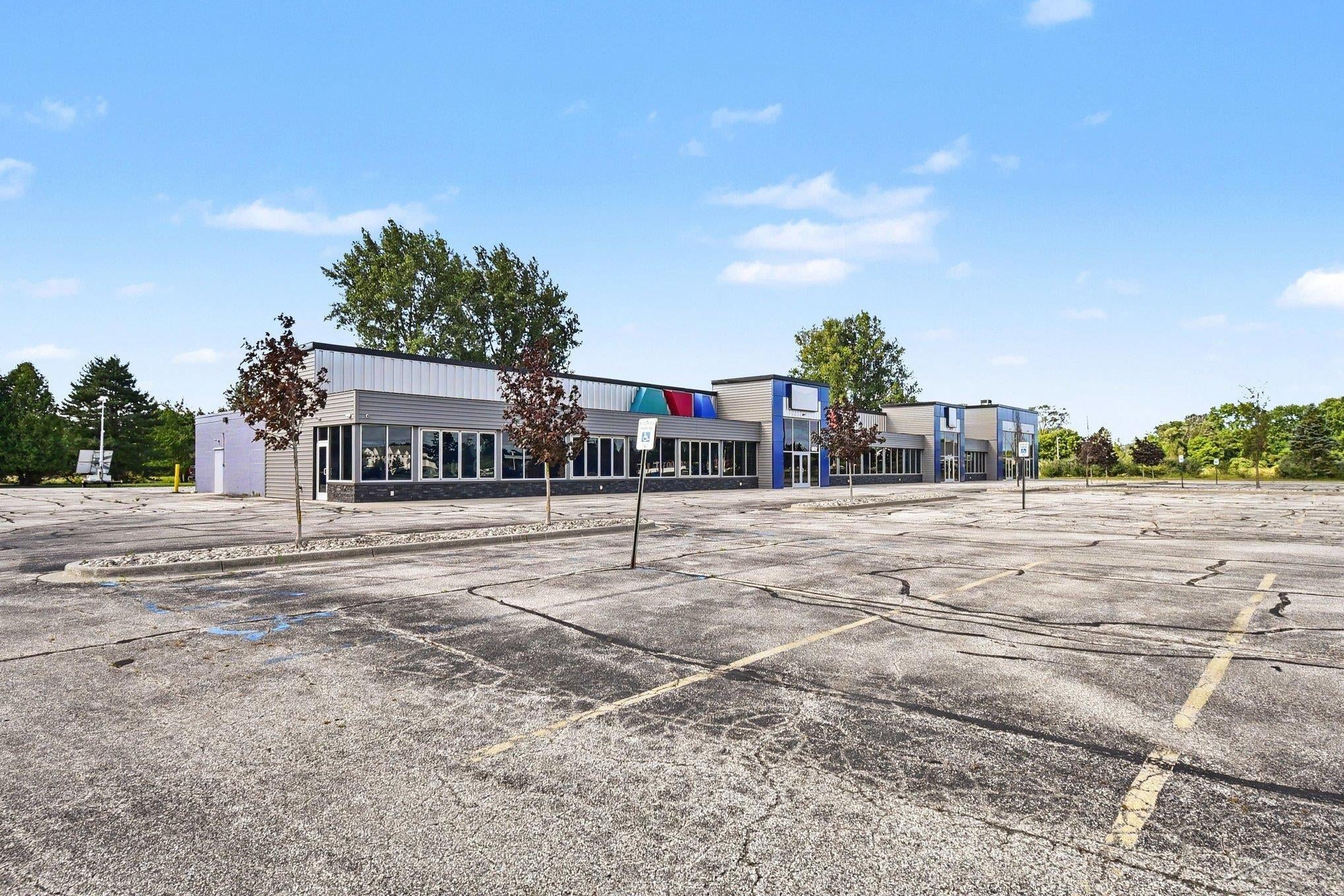 8849 Gratiot Road