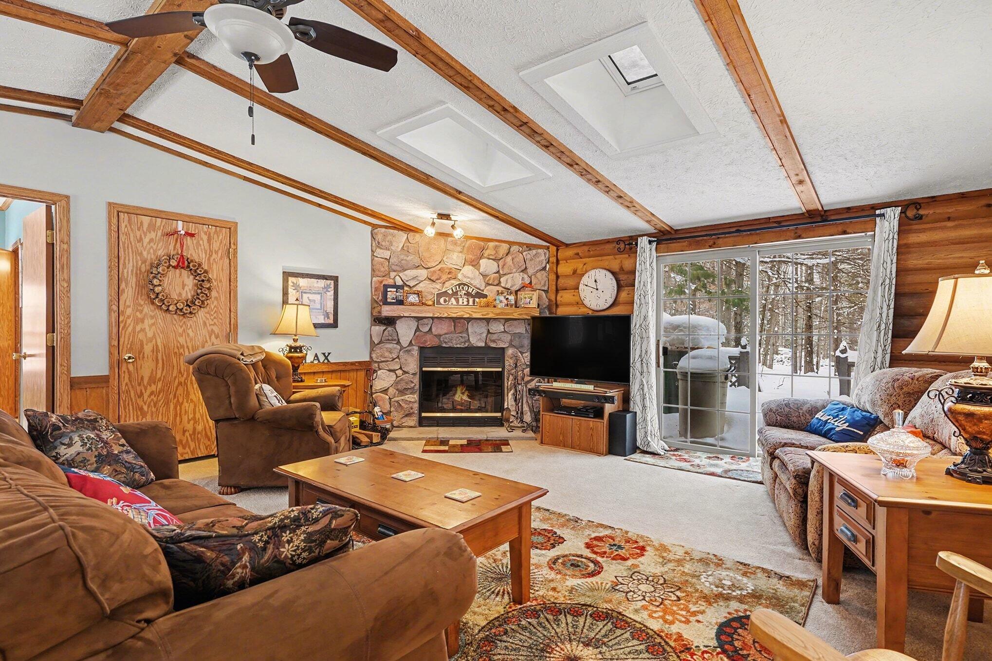 1758 N Beechwood Drive