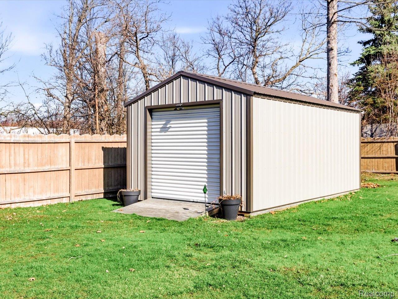 600 Applegate Drive