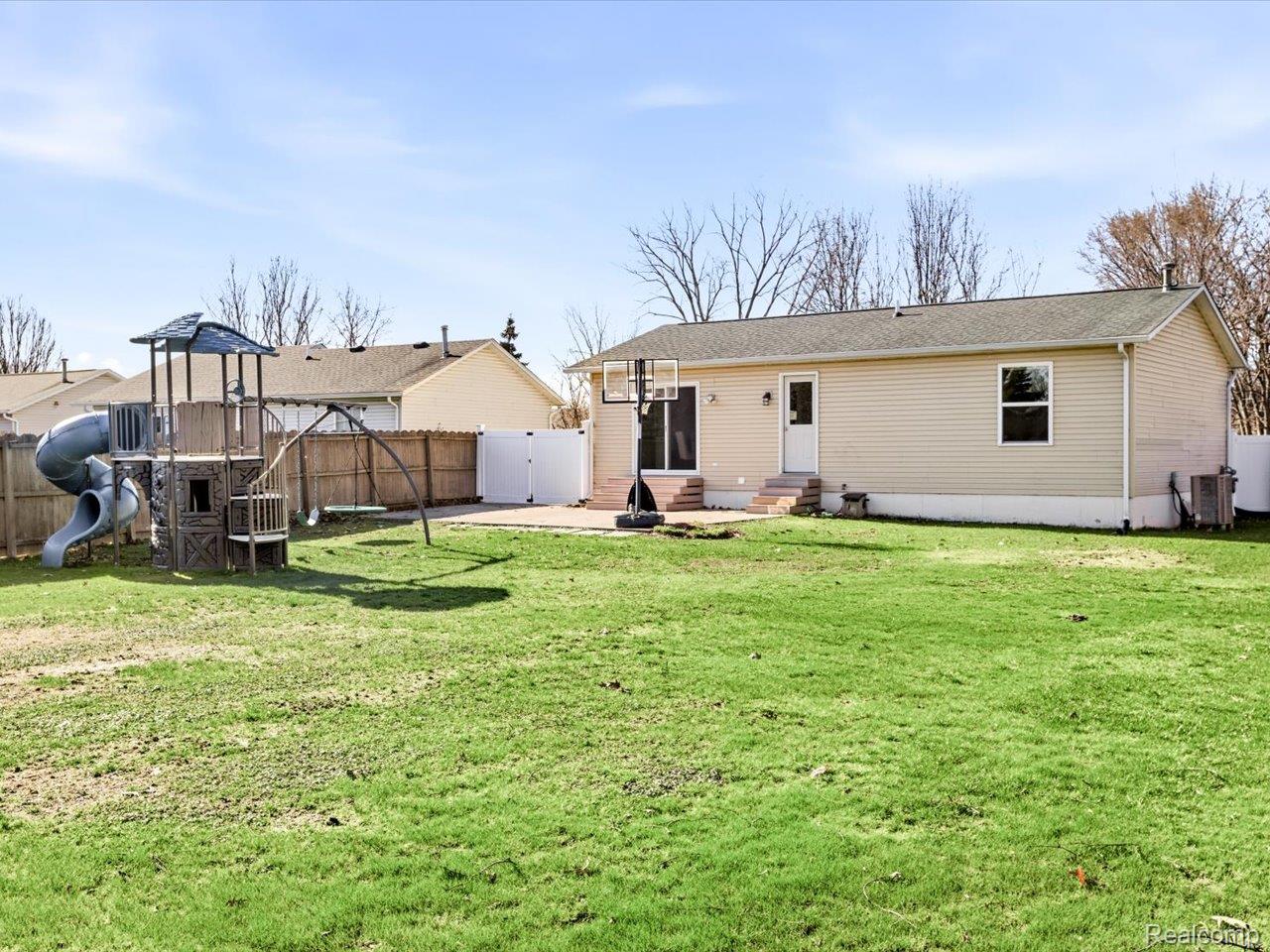 600 Applegate Drive