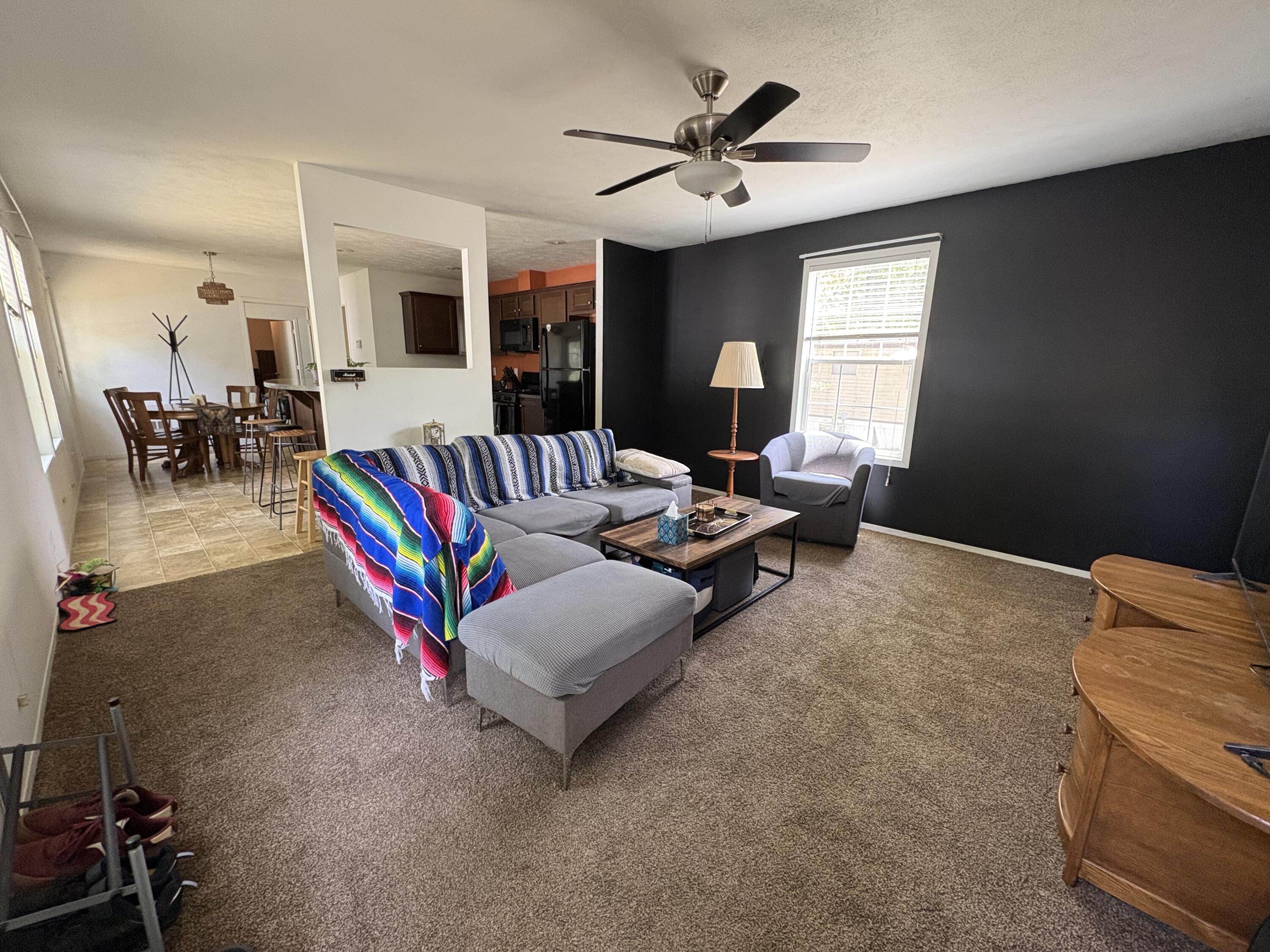 490 S Sunshine Lane