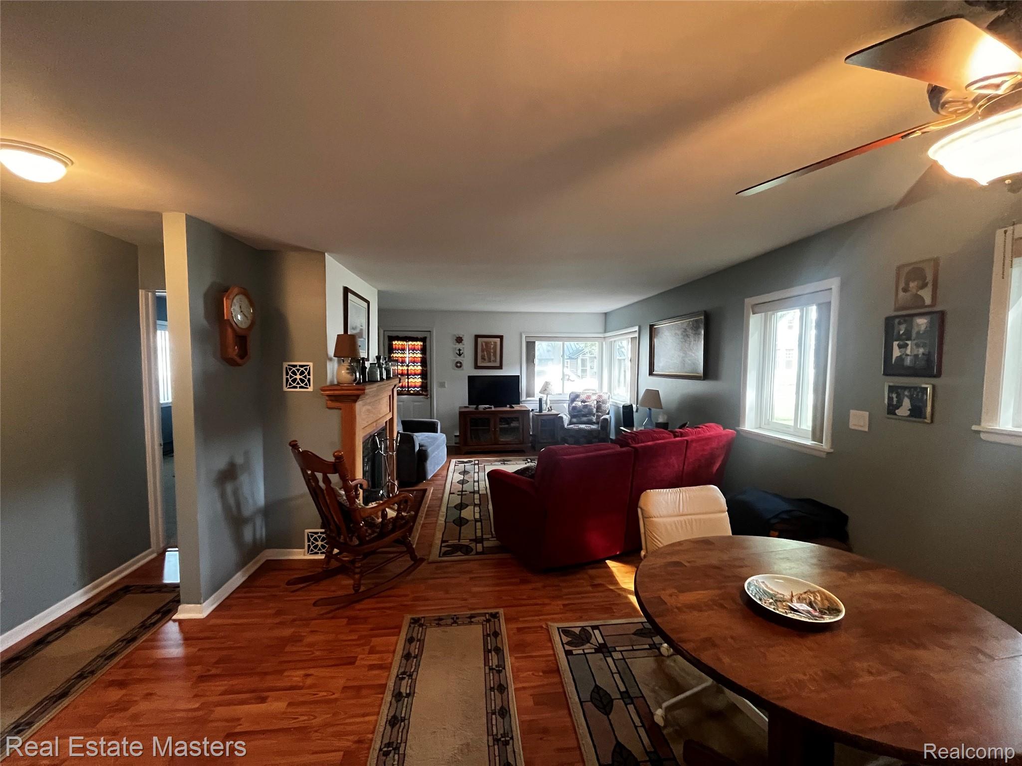 3001 Maplewood Drive