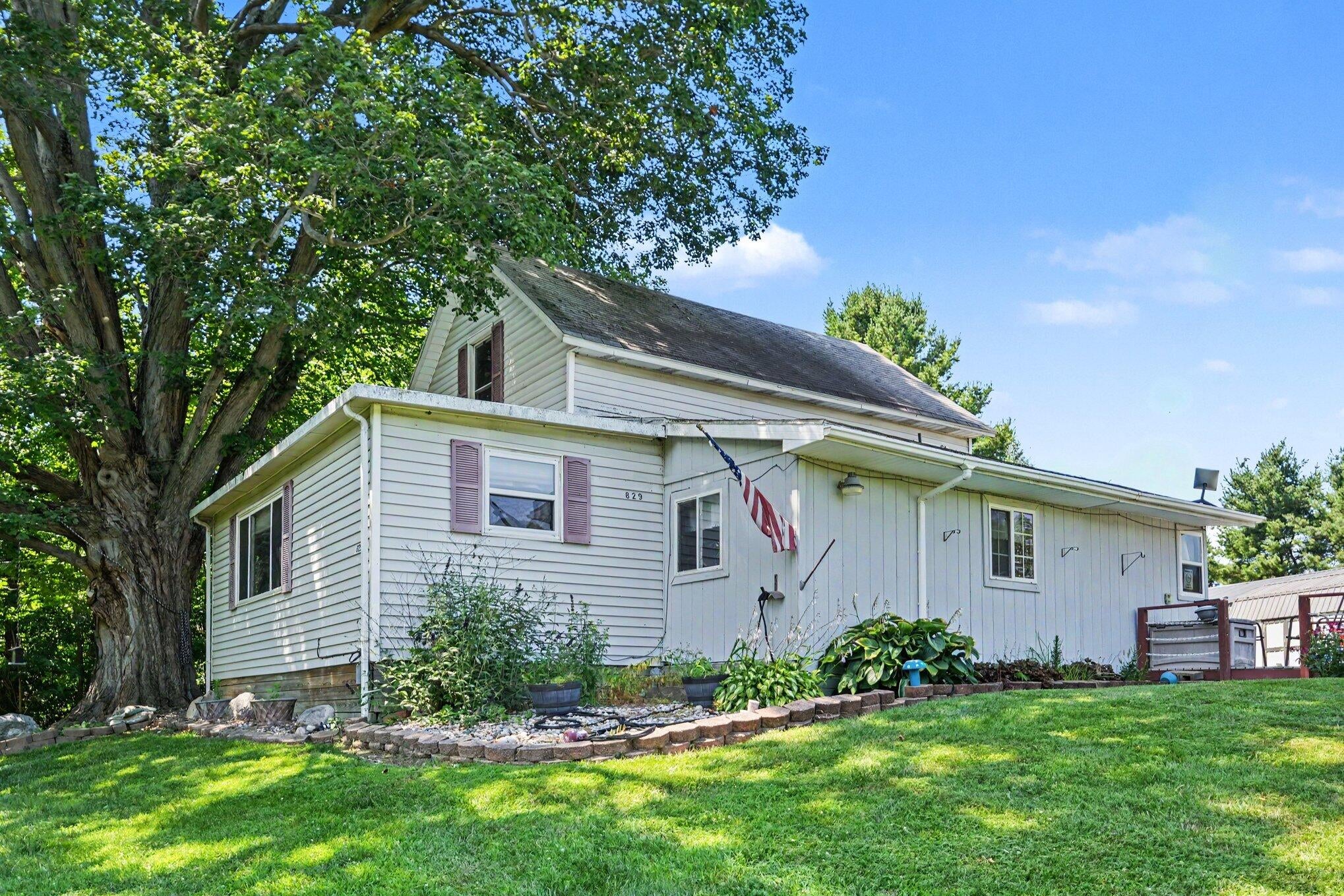 829 E Wagner Road