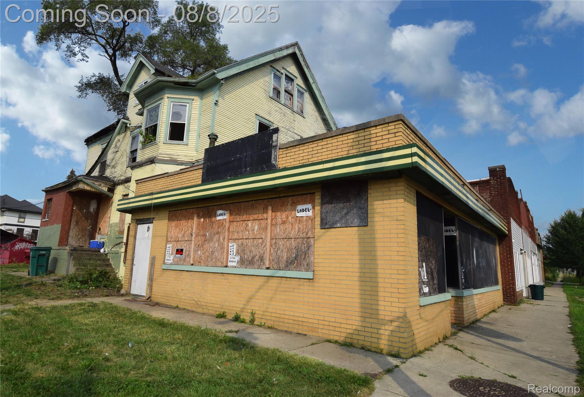 801 M L King Avenue