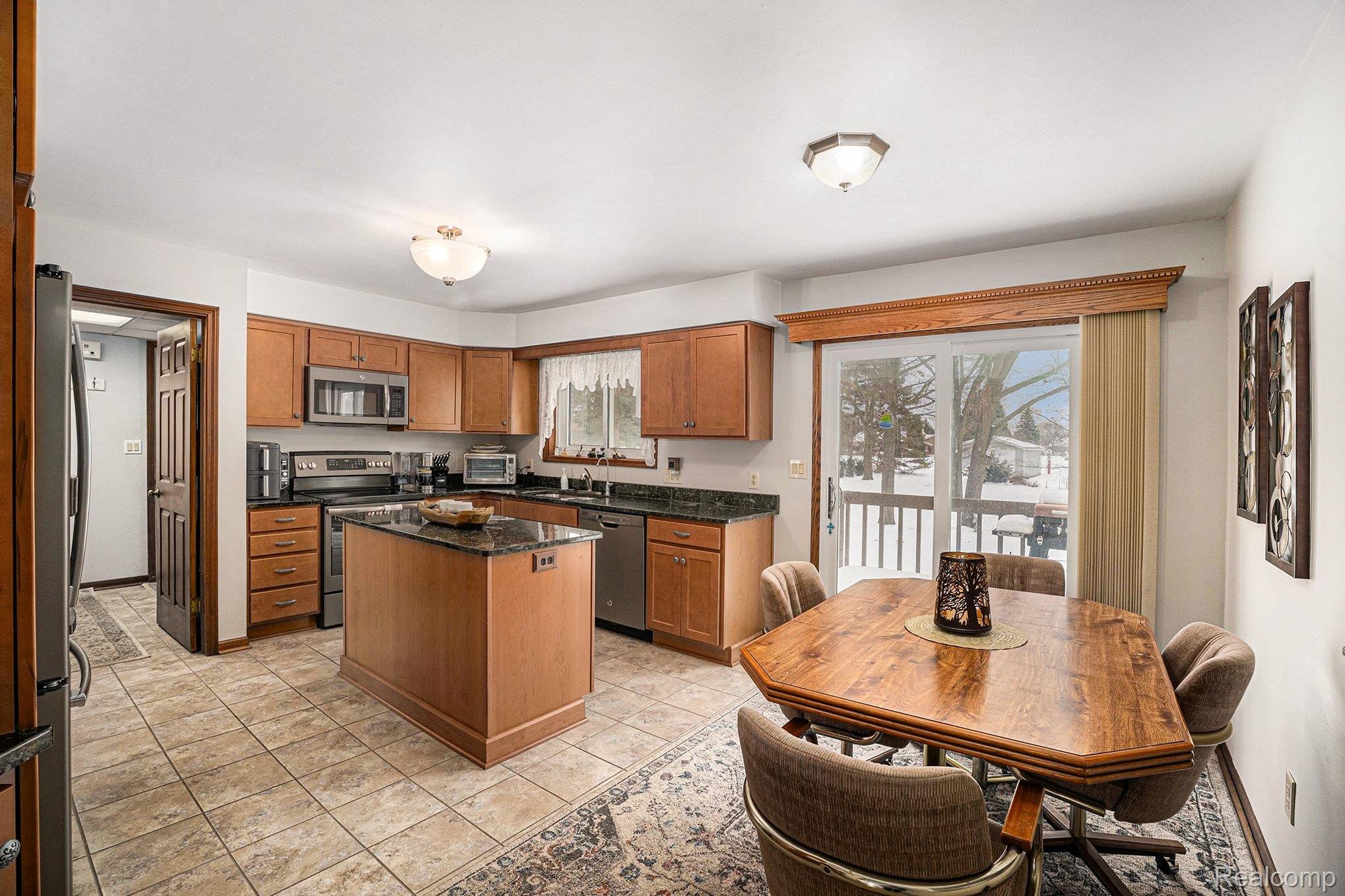 9213 Apple Orchard Drive