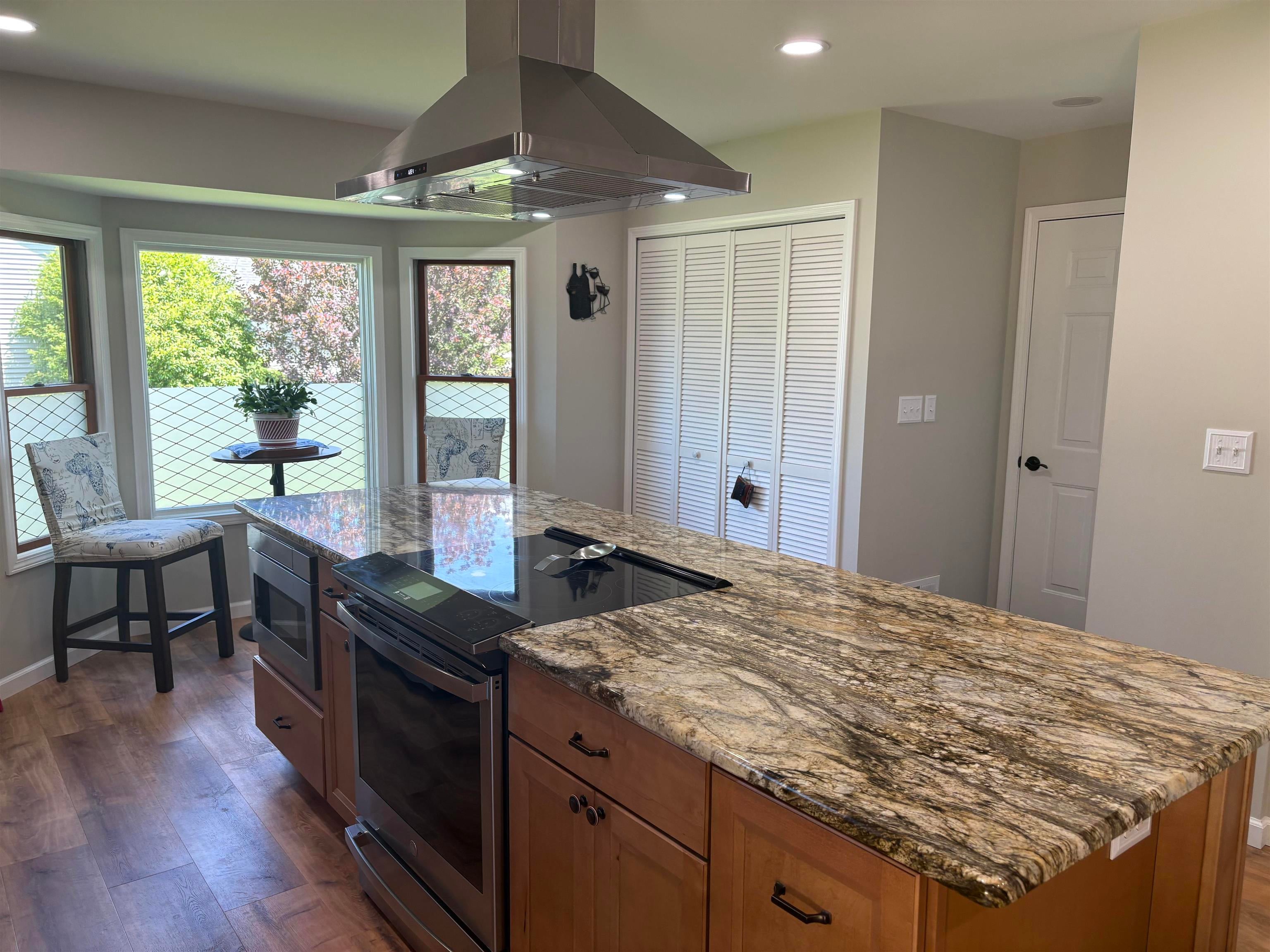 8083 Flintlock Road
