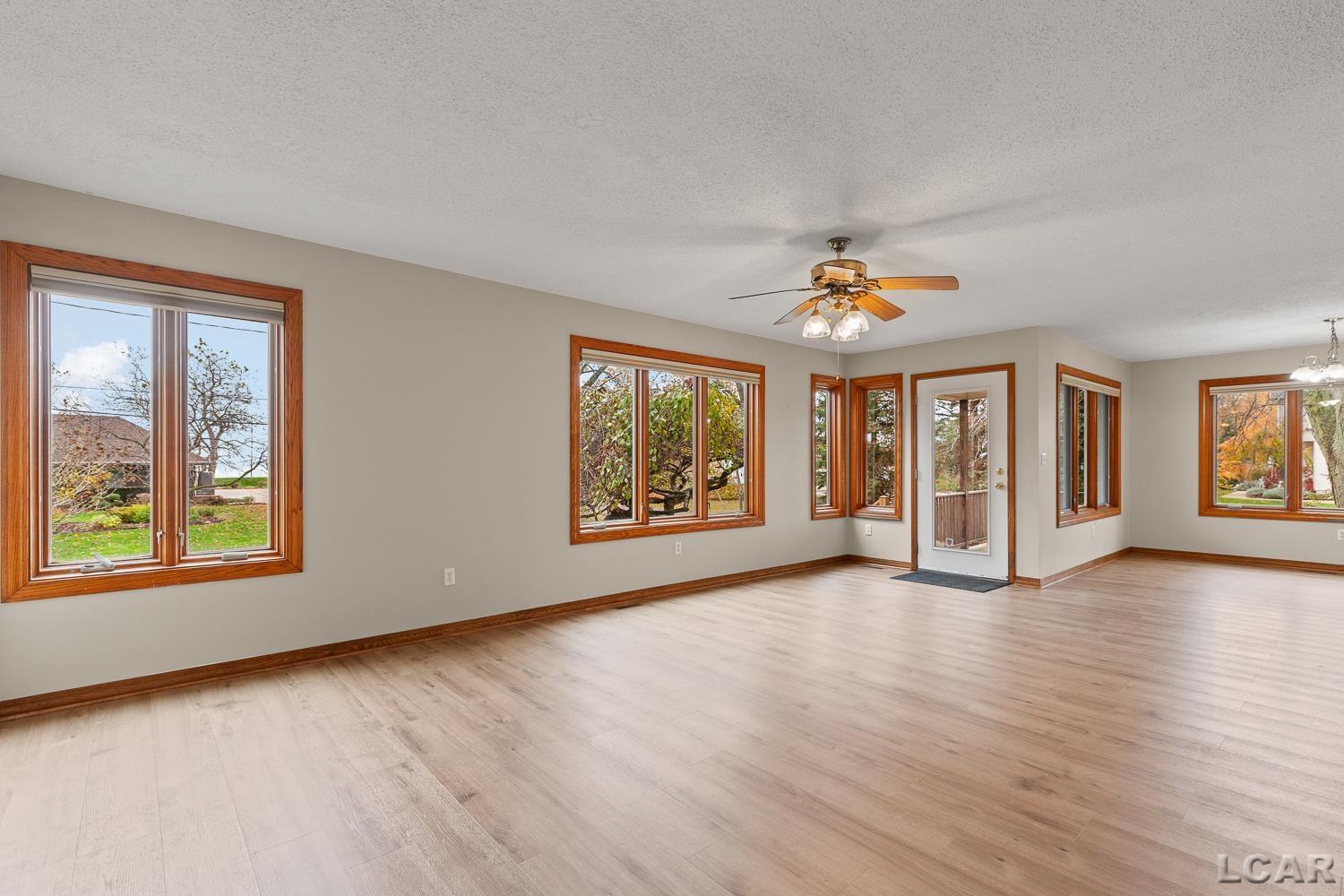 12301 Lakeshore Drive