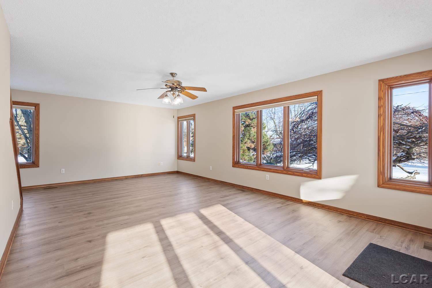 12301 Lakeshore Drive