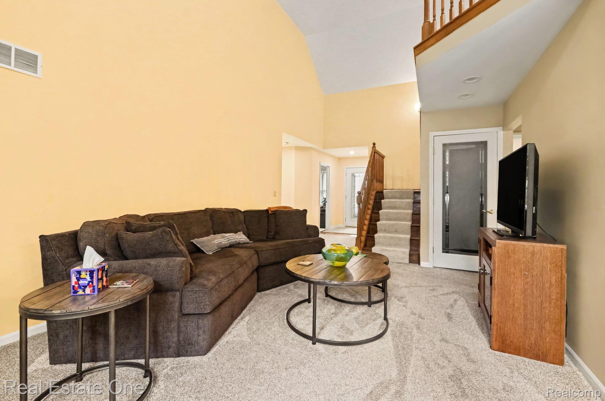 4469 Firethorn Court 16